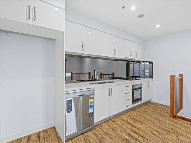Townhouse for rent in Camerons Creek, Victoria