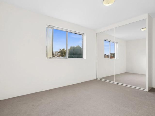 Apartment for rent in Mascot, Sydney