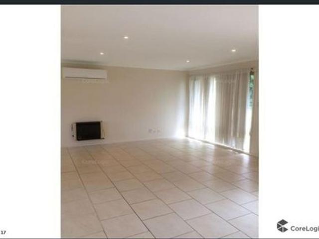 House for rent in Holsworthy, Sydney