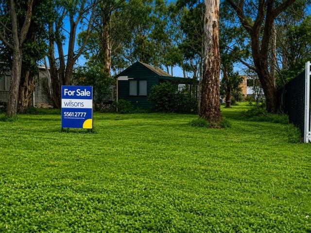 Land for sale in Mortlake, Victoria