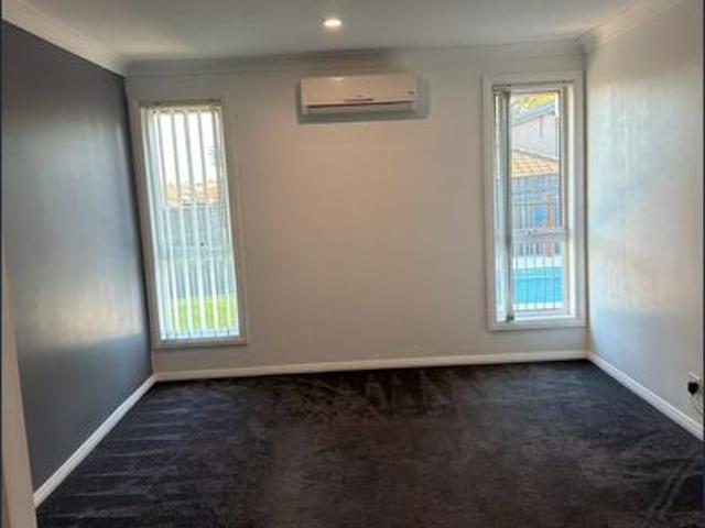 House for rent in Elderslie, Sydney