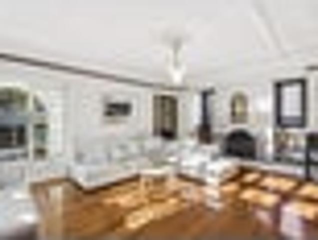 House for sale in Otakou