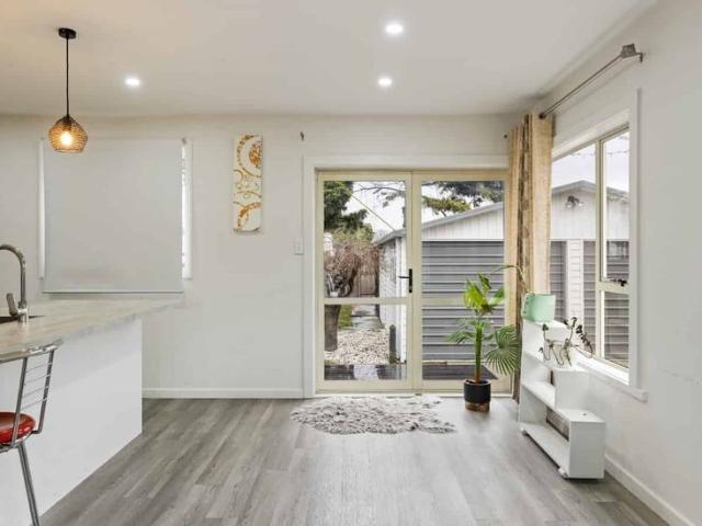House for rent in Chaslands, Canterbury