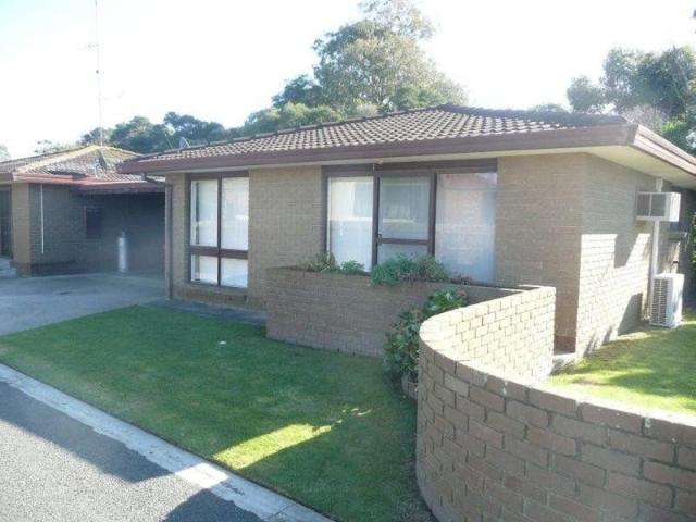 Apartment for rent in Lakes Entrance, Victoria