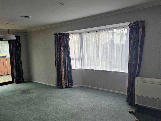 Townhouse for rent in Opaki, Wellington