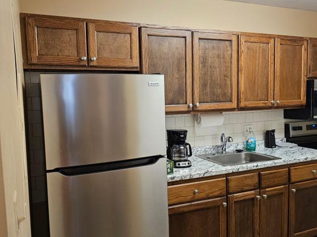 Room for rent in Franklin Square, Baltimore