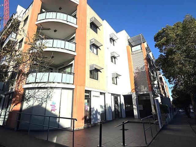 Retail for rent in Sydney, New South Wales