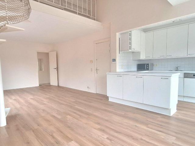 Appartement location à Woluwe-Saint-Lambert - Sint-Lambrechts-Woluwe, Brussel-Hoofdstad - Bruxelles-Capitale