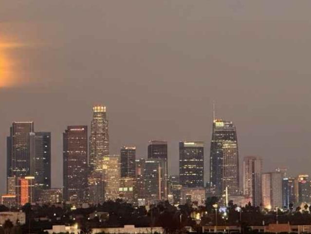 Apartment for rent in Canoga Park, California