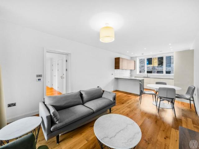 Apartment for rent in Mill Meads, Greater London