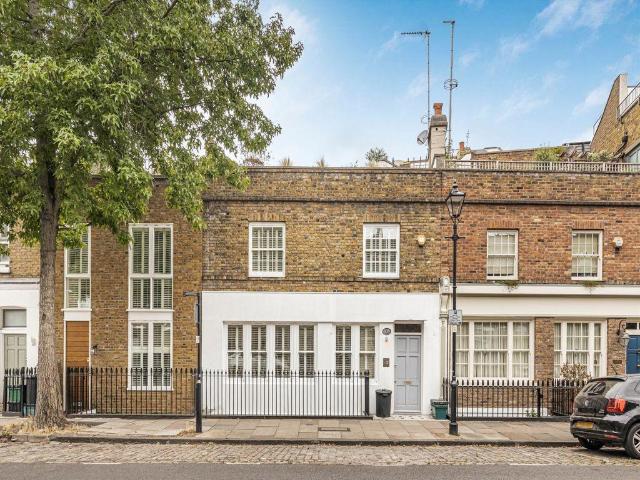 House for rent in Barnsbury, Greater London