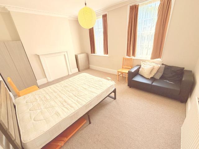 House for rent in Barnsbury, Greater London