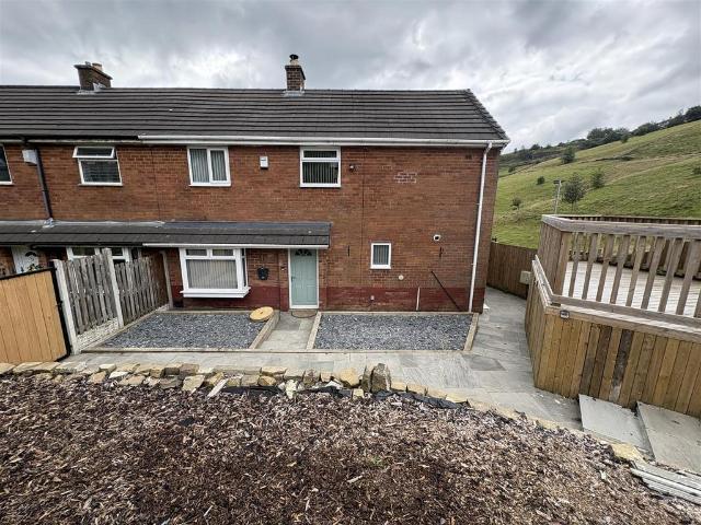 House for rent in Mount Tabor, West Yorkshire