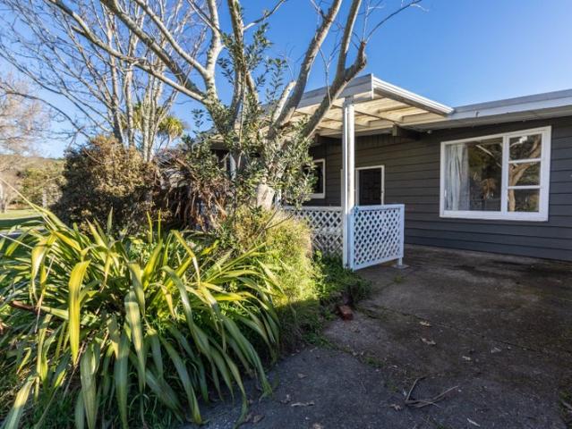 House for rent in Pauatahanui, Wellington