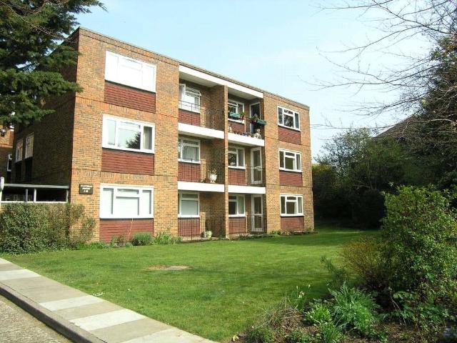 Apartment for rent in Epsom, Surrey