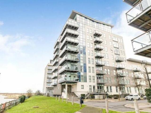 House for sale in Swanscombe and Greenhithe, Monks Orchard