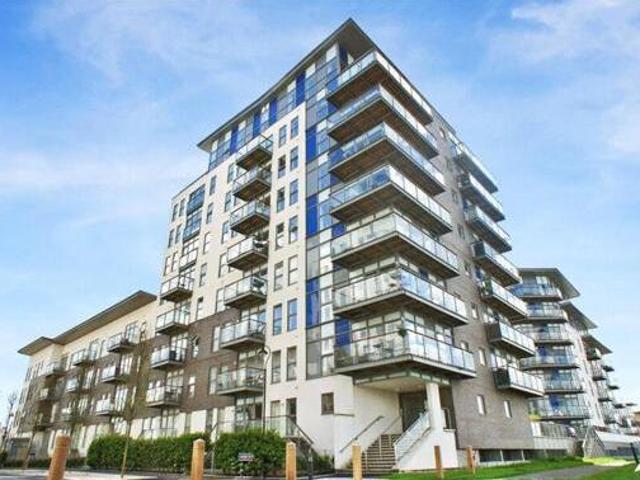 House for sale in Swanscombe and Greenhithe, Monks Orchard