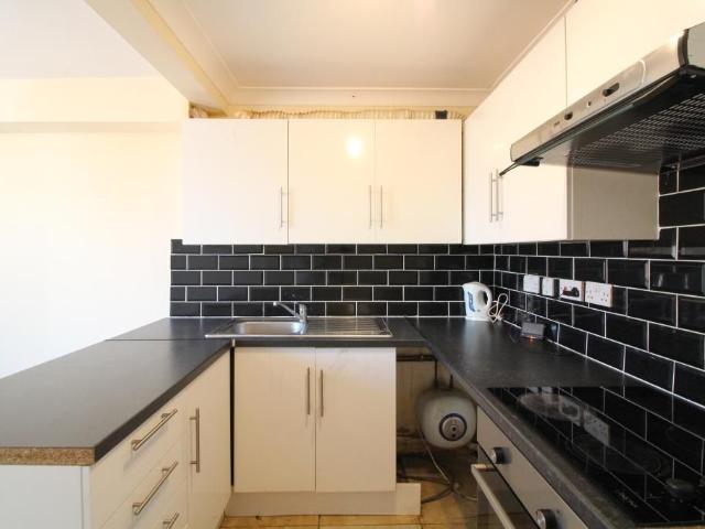 Apartment for rent in Nichols Town, City Of Southampton