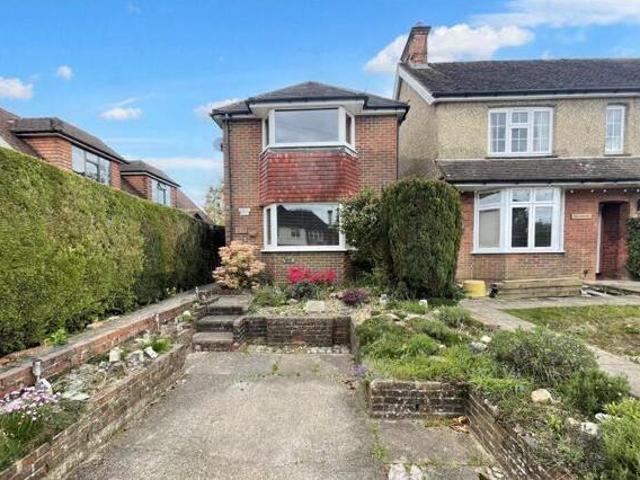 House for sale in Fole, Surrey