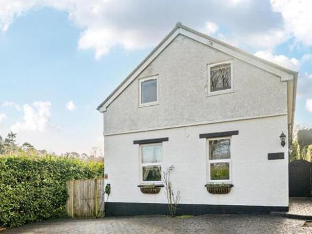 House for sale in Fole, Surrey