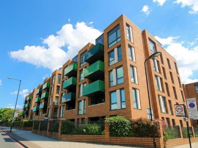 Apartment for rent in Brownswood Park, Greater London