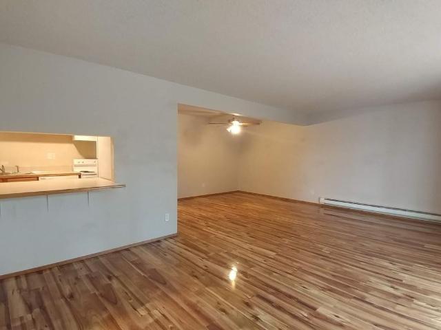Apartment for rent in Woodside Apartments, Lakewood
