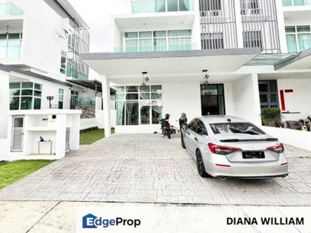 House for sale in Tanjong Sepat, Selangor