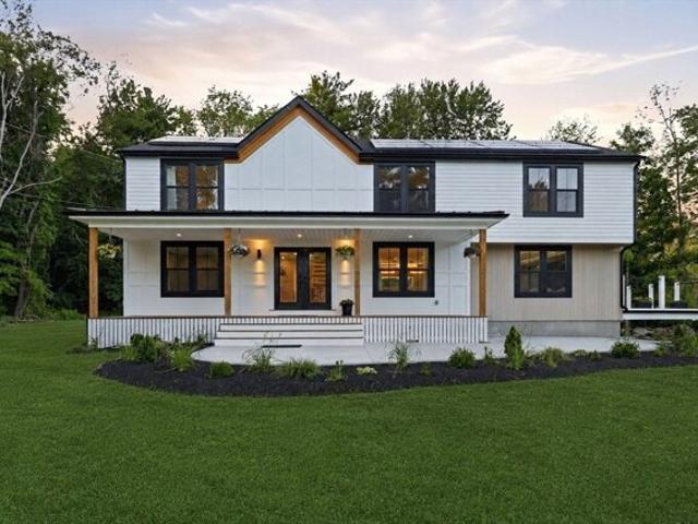 House for sale in Chelmsford, Massachusetts