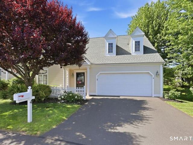 Condo for sale in Farmington, Connecticut