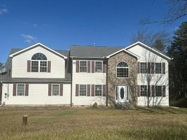 House for sale in Long Pond, Pennsylvania