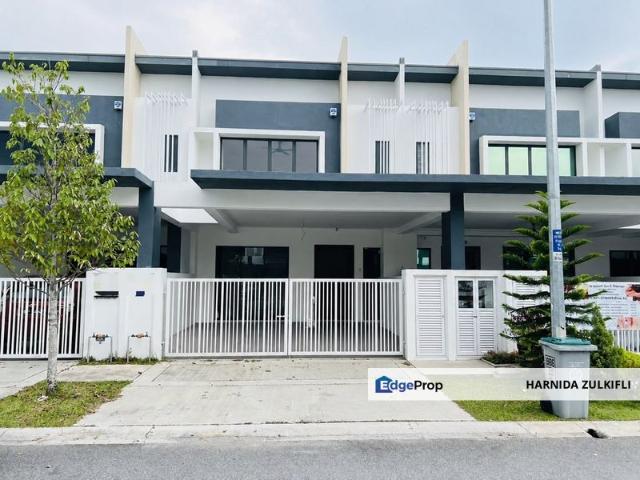 House for sale in Sendayan Village, Negeri Sembilan