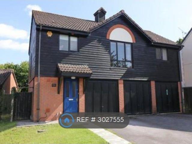 House for rent in Hedge End, Helford