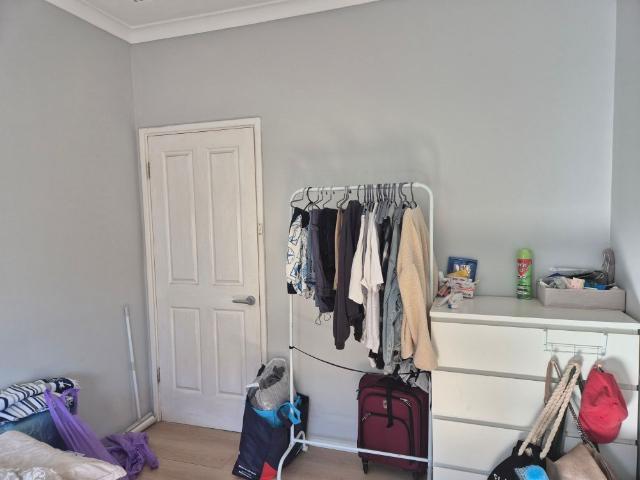 Room for rent in Cloverdale, Western Australia
