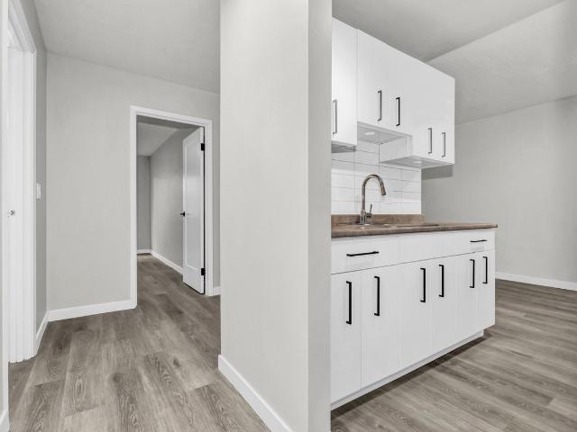 Apartment for rent in Surrey, British Columbia