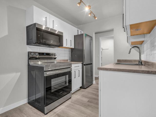 Apartment for rent in Surrey, British Columbia