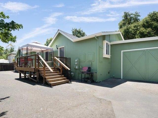 House for sale in Cloverdale, California