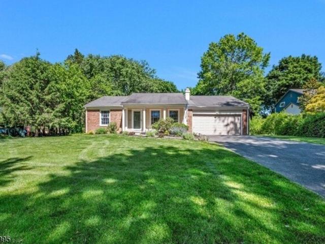 House for sale in Califon, New Jersey