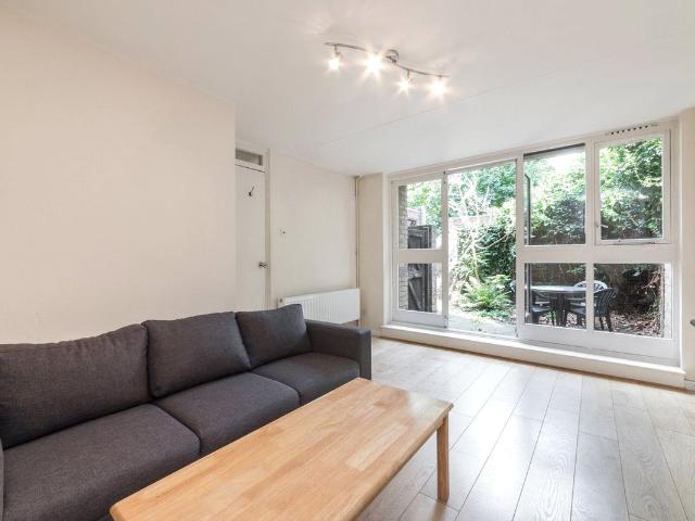 Apartment for rent in Tower Liberty, Wapping