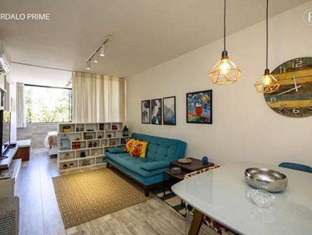 Apartamento venda em Região Geográfica Imediata do Distrito Federal, Região Integrada de Desenvolvimento do Distrito Federal e Entorno