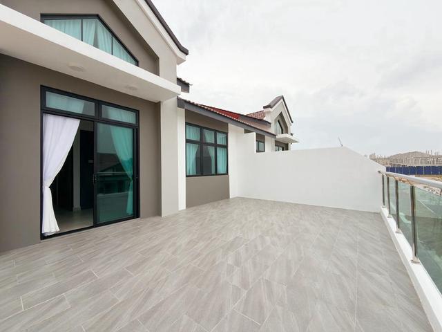 Residential House for sale in Malaka