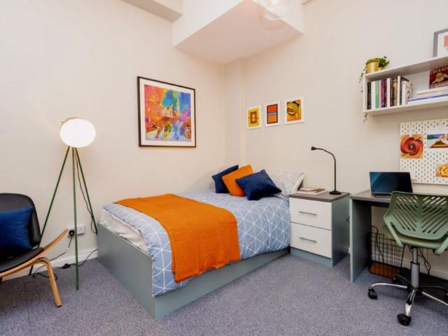 Room for rent in Westminster, Greater London