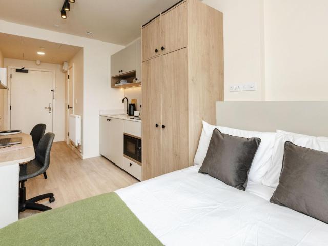 Studio for rent in Glyndon, Greater London