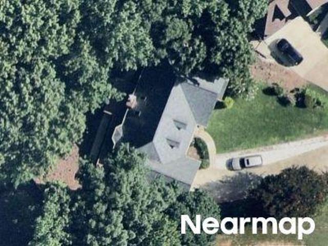 House for sale in Blue Springs, Acworth