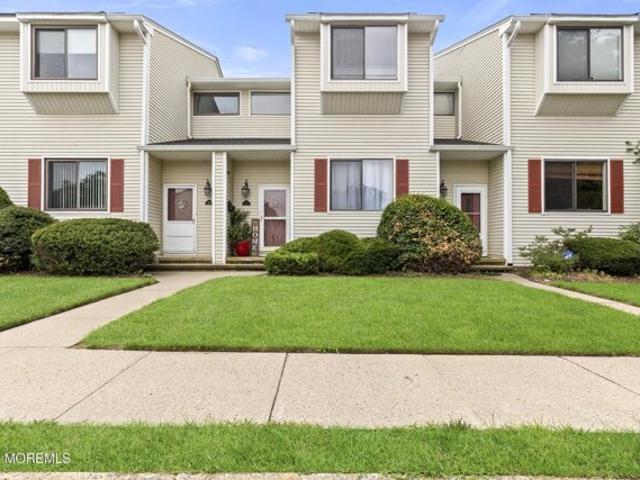 House for sale in Middletown