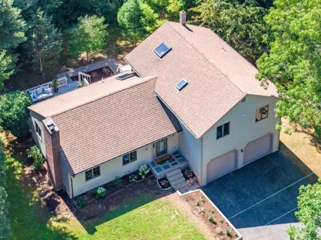 House for sale in Cataumet, Massachusetts