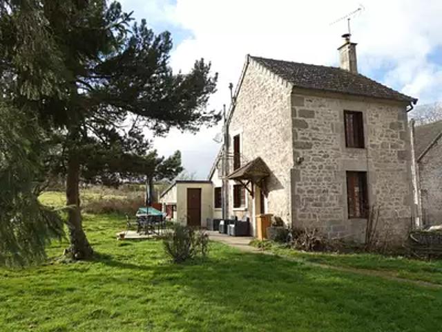 Maison vente à Aubusson, Clugnat