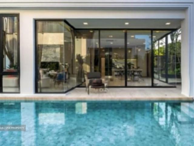 Detached House for sale