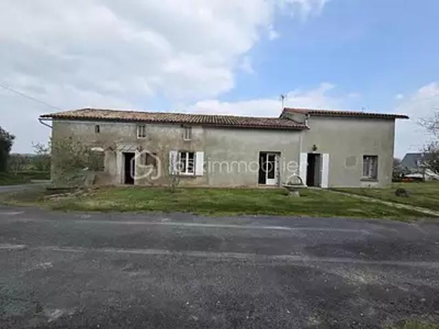 Maison vente à Pers, Clussais-la-Pommeraie