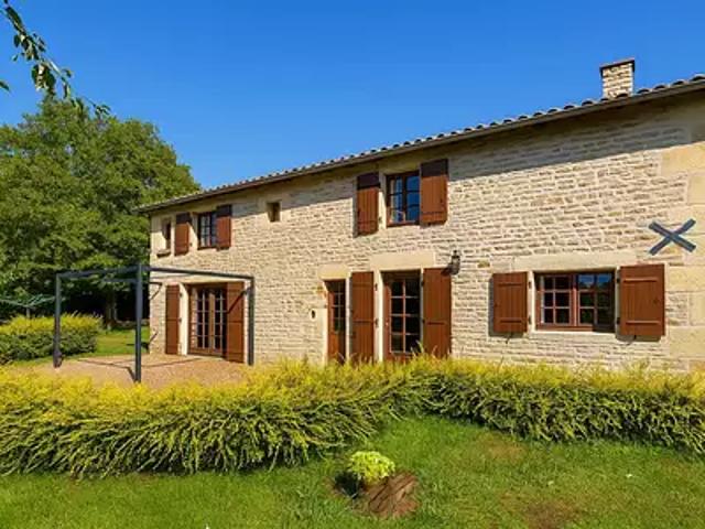 Maison vente à Niort, Clussais-la-pommeraie