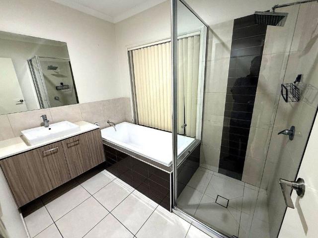 Room for rent in Camerons Creek, Victoria